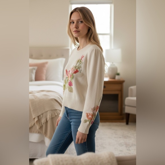 Cinq a Sept wool blend Floral Embroidered Cream Sweater NWOT - Picture 11 of 12